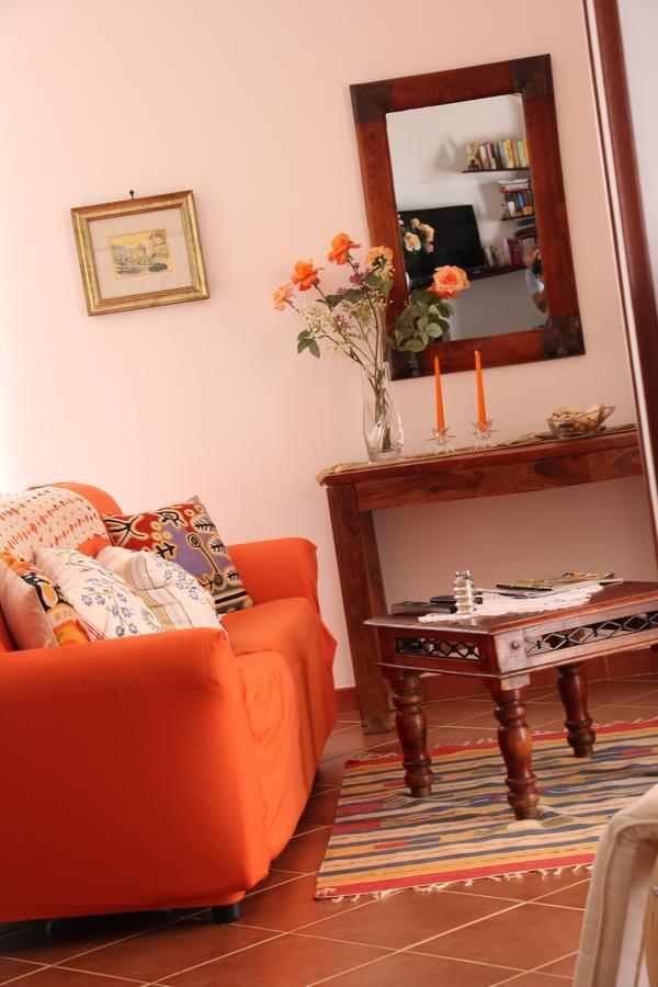 לינה וארוחת בוקר קאסטלמארה דל גולפו Uliveto House מראה חיצוני תמונה